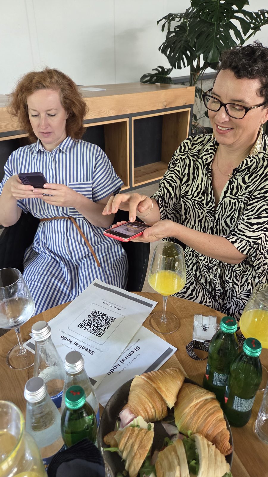 Museum professionals scanning a QR code at a Wondercut pilot event